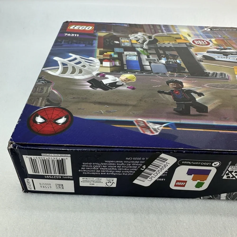 LEGO Super Heroes: Spider-Verse: Miles Morales Vs. the Spot (76311)